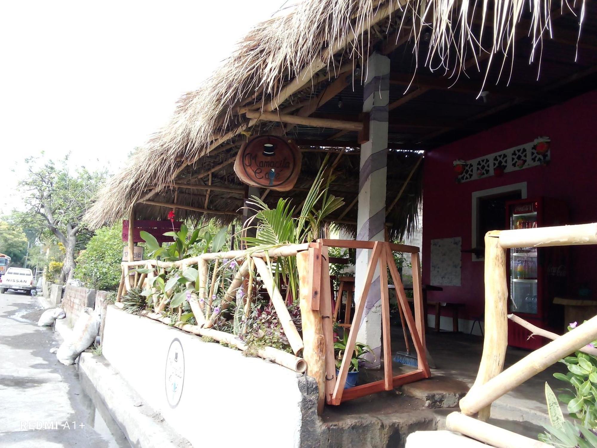 Mamacita Cafe House 호텔 모요갈파 외부 사진
